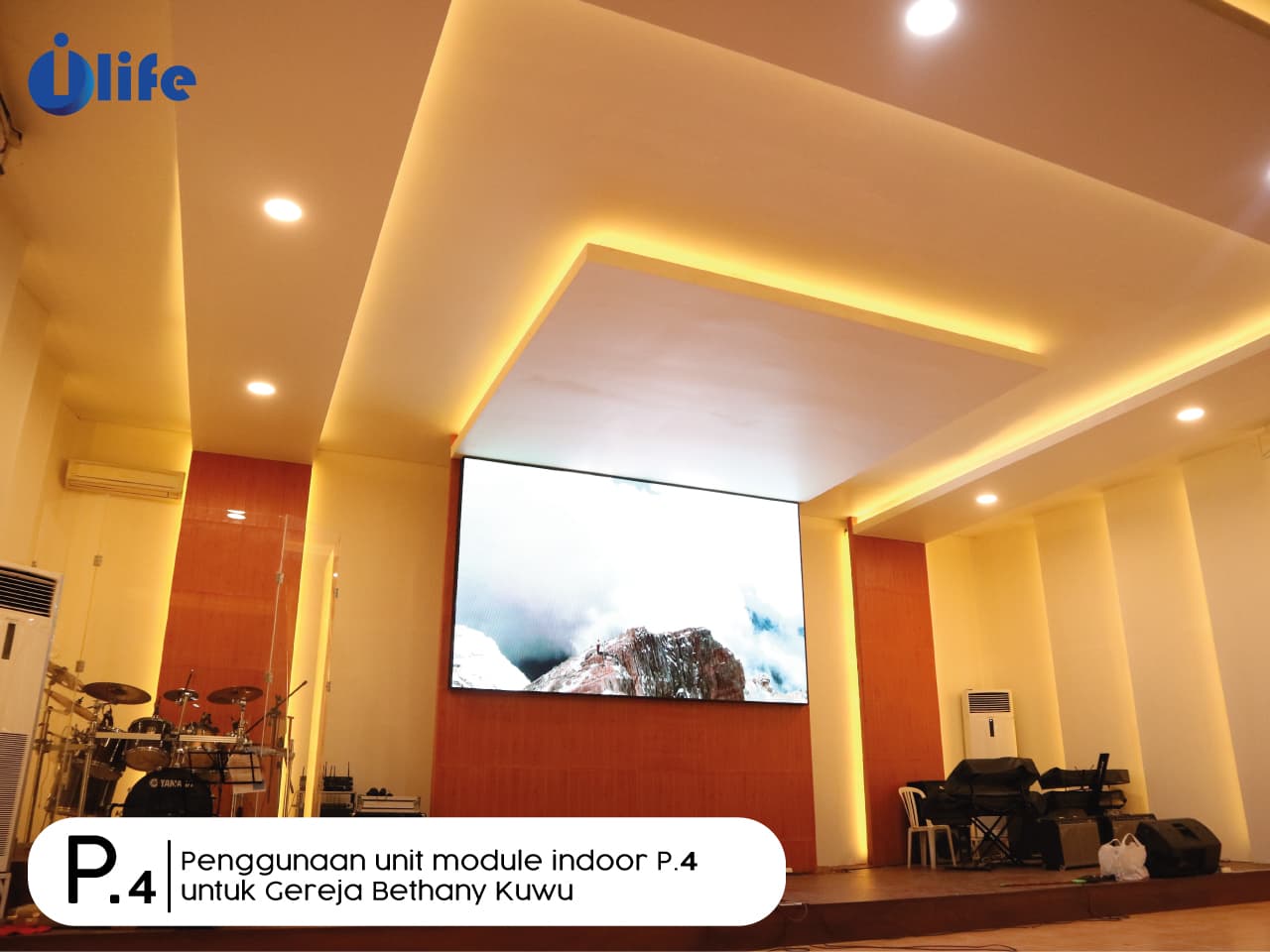 Gambar pemasangan videotron indoor P4 di Gereja Bethany Kuwu